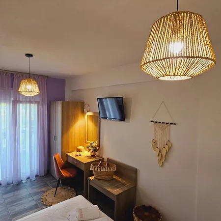 Niriides Boutique Nea Vrasna