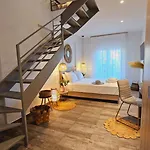 Niriides Boutique