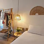 Niriides Boutique 3*