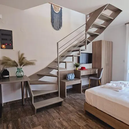 Apart Otel Niriides Boutique