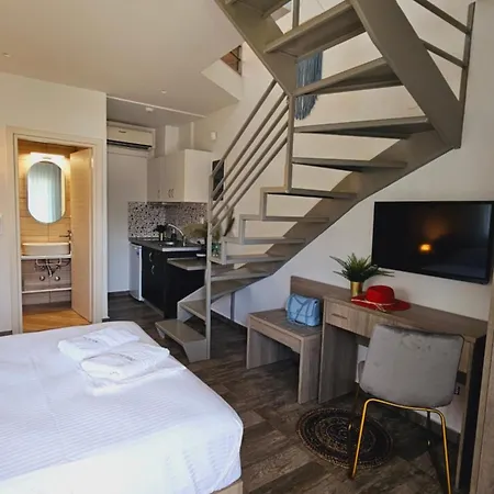 Niriides Boutique Apart Otel 3*