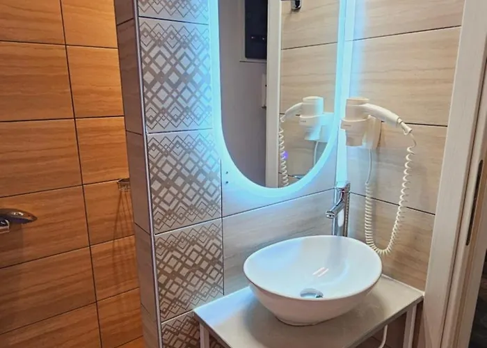 Apart Otel Niriides Boutique Vrasná