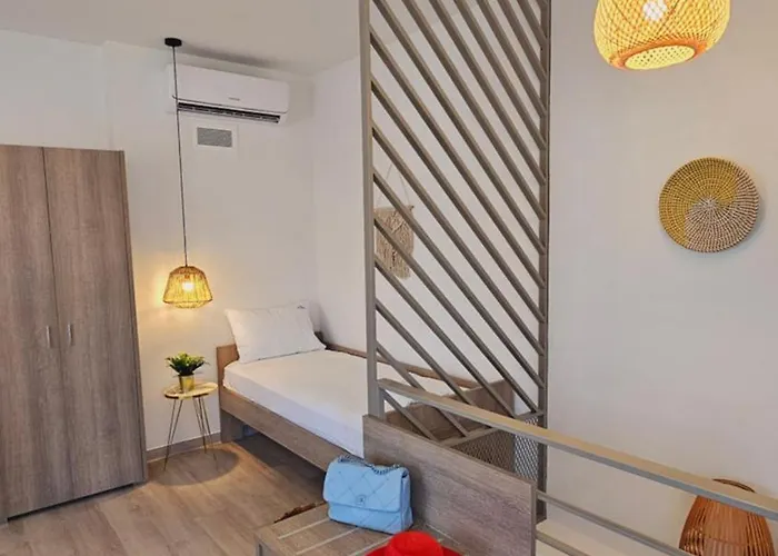 Niriides Boutique 3*